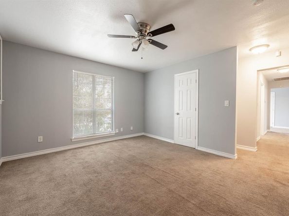 1301  Grand Avenue , Fort Worth Texas 76164