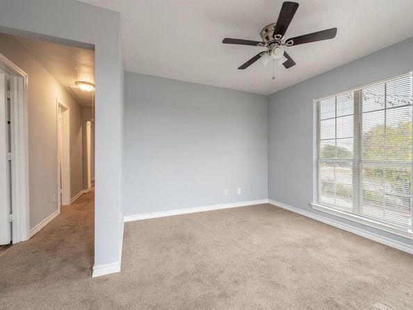 1301  Grand Avenue , Fort Worth Texas 76164