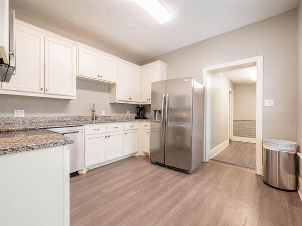 1301  Grand Avenue , Fort Worth Texas 76164