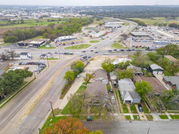 1301  Grand Avenue , Fort Worth Texas 76164