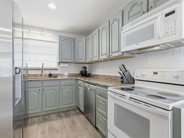 5368  Wonder Drive , Fort Worth Texas 76133