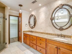 5800  End O Trail , Fort Worth Texas 76112