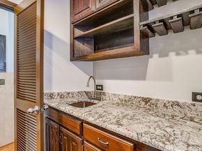 5800  End O Trail , Fort Worth Texas 76112