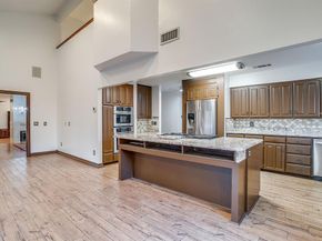 5800  End O Trail , Fort Worth Texas 76112