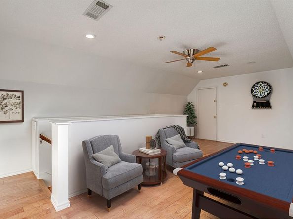 5800  End O Trail , Fort Worth Texas 76112