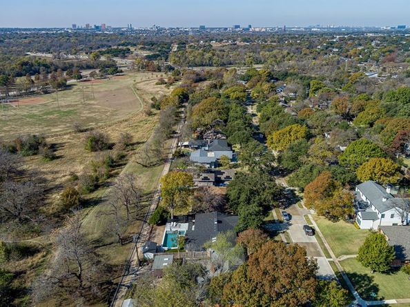 183  Classen Drive , Dallas Texas 75218