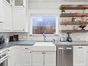 2009 N Prairie Avenue  2009, Dallas Texas 75204