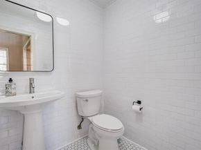 2204  Yaupon Drive , Irving Texas 75063