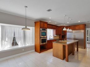 2204  Yaupon Drive , Irving Texas 75063