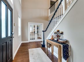 2204  Yaupon Drive , Irving Texas 75063