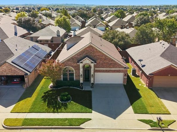 8308  Fall Crest Drive , Fort Worth Texas 76053