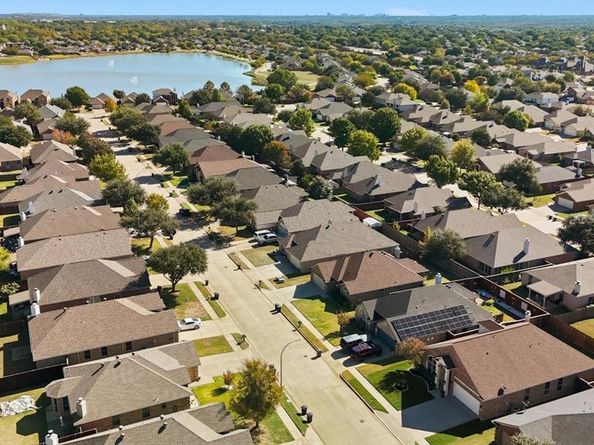 8308  Fall Crest Drive , Fort Worth Texas 76053