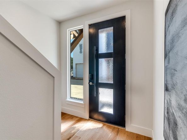 3940  Spring Valley Road  2, Farmers Branch Texas 75219