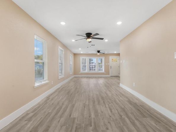 3236  Tom Ellen Street , Fort Worth Texas 76111