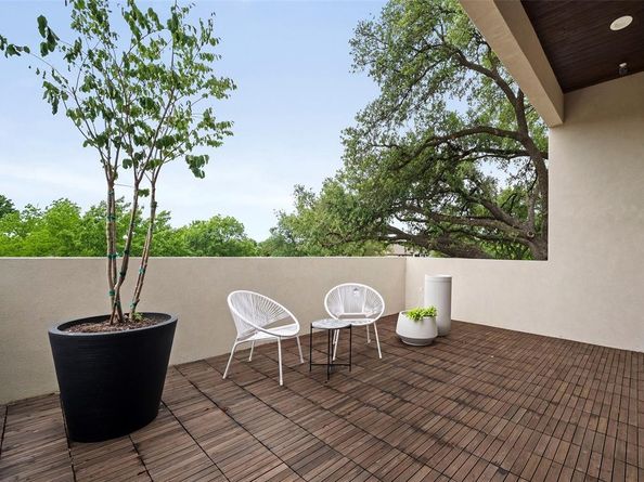 10236  Crestover Drive , Dallas Texas 75229