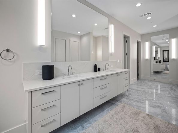 10236  Crestover Drive , Dallas Texas 75229