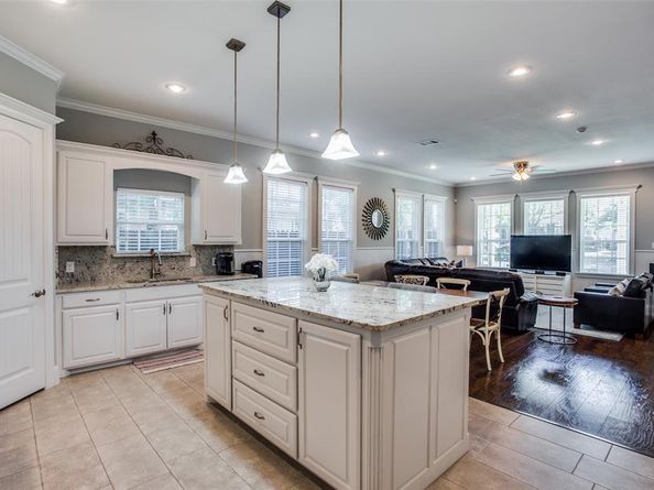 507 S Marlborough Avenue , Dallas Texas 75208