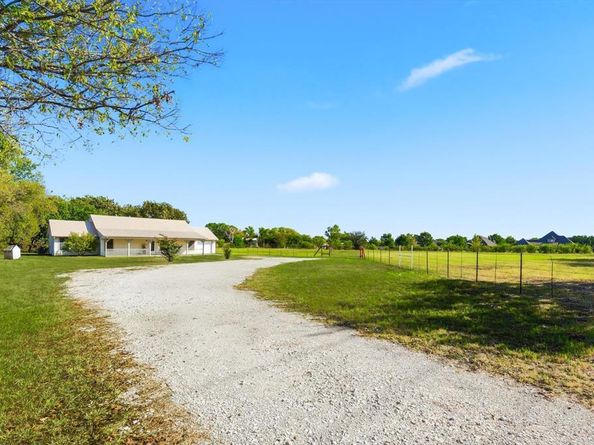 11320  Willow Springs Road , Haslet Texas 76052