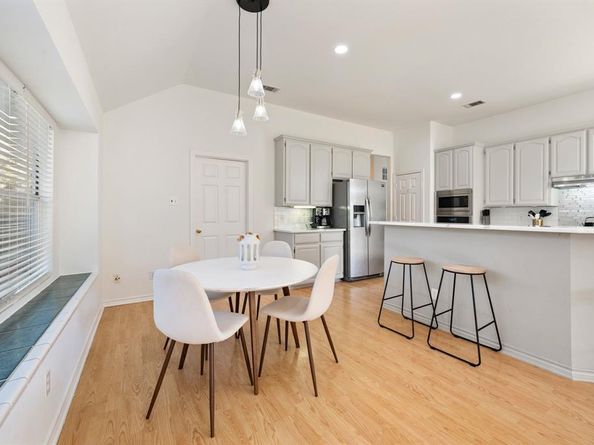 5104  Shadowood Road , Colleyville Texas 76034