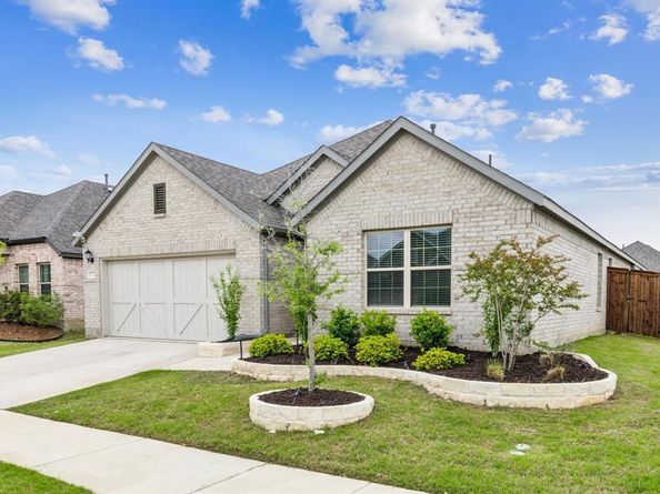 1424  Bellaire Street , Celina Texas 75009