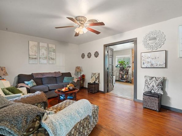 709  Cozby Street N, Benbrook Texas 76126