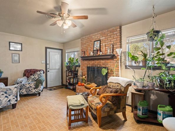 709  Cozby Street N, Benbrook Texas 76126