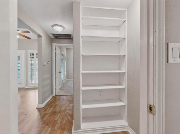 3105  San Jacinto Street  306, Dallas Texas 75204