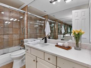 3105  San Jacinto Street  306, Dallas Texas 75204