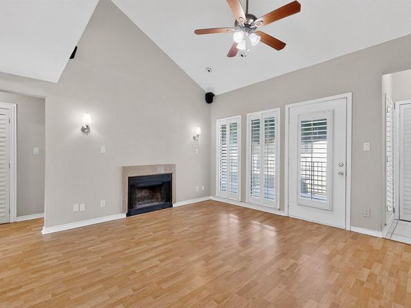 3105  San Jacinto Street  306, Dallas Texas 75204