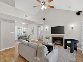 3105  San Jacinto Street  306, Dallas Texas 75204