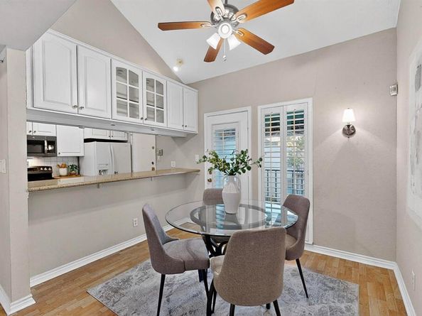 3105  San Jacinto Street  306, Dallas Texas 75204