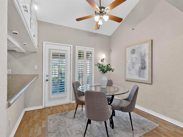3105  San Jacinto Street  306, Dallas Texas 75204