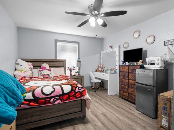 203  Lemon Drive , Arlington Texas 76018