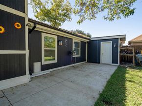 203  Lemon Drive , Arlington Texas 76018