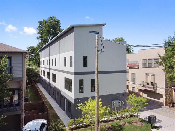 5810  Hudson Street , Dallas Texas 75206