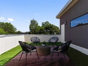 5810  Hudson Street , Dallas Texas 75206