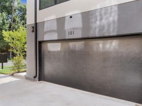 5810  Hudson Street , Dallas Texas 75206