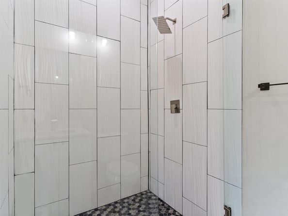 5810  Hudson Street , Dallas Texas 75206