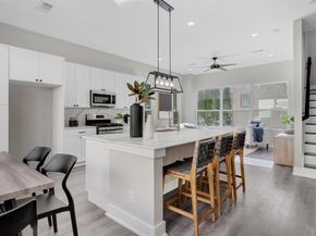 5810  Hudson Street , Dallas Texas 75206