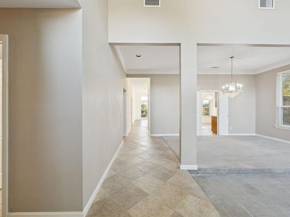 1115  Shawnee Trail , Carrollton Texas 75007