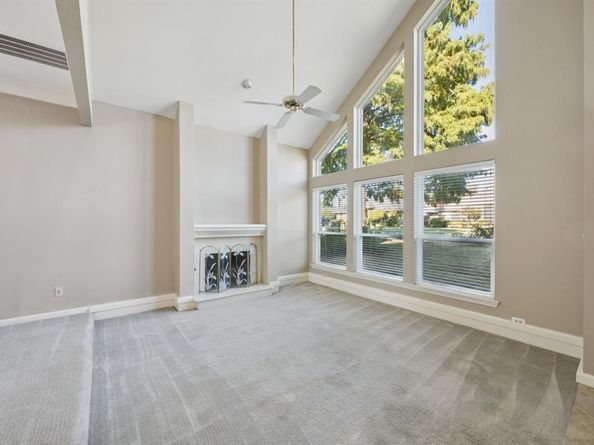 1115  Shawnee Trail , Carrollton Texas 75007