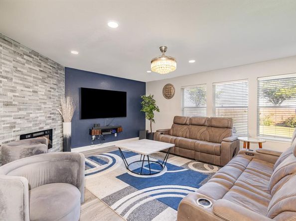 2904  Torreya Drive , McKinney Texas 75071