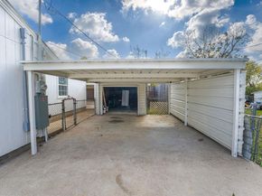 2512  Malvern Trail , Fort Worth Texas 76105