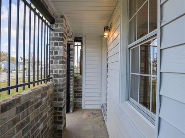 2512  Malvern Trail , Fort Worth Texas 76105