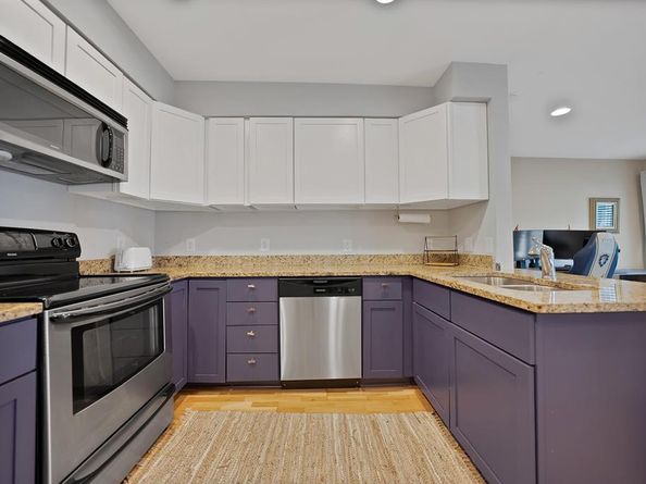 2722  Knight Street  407B, Dallas Texas 75219