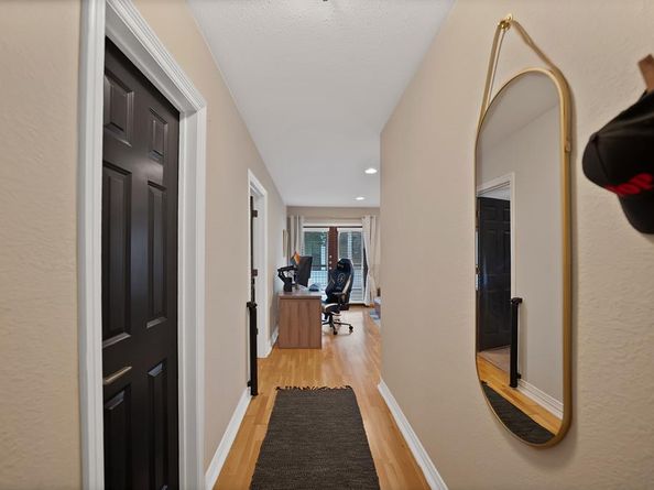 2722  Knight Street  407B, Dallas Texas 75219