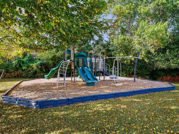 346  Hill Creek Lane , Grapevine Texas 76051