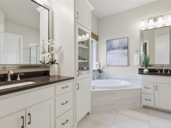 346  Hill Creek Lane , Grapevine Texas 76051