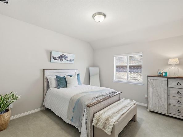 346  Hill Creek Lane , Grapevine Texas 76051