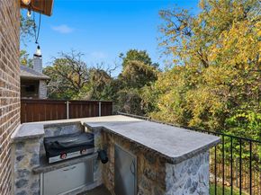 346  Hill Creek Lane , Grapevine Texas 76051